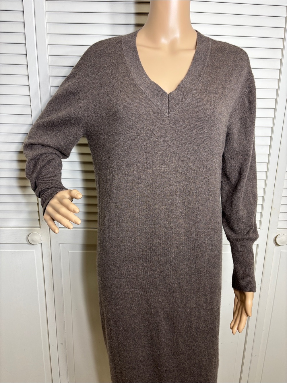 Quince Brown Mongolian Cashmere V-Neck Midi Sweater Dress Medium - Picture 7 of 16